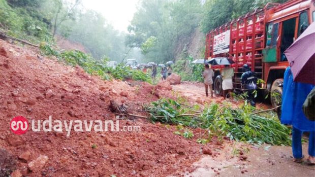 landslide ಅವೈಜ್ಞಾನಿಕ ಕಾಮಗಾರಿ; ನಿರಂತರ ಭೂ ಕುಸಿತದ ಗಾಬರಿ