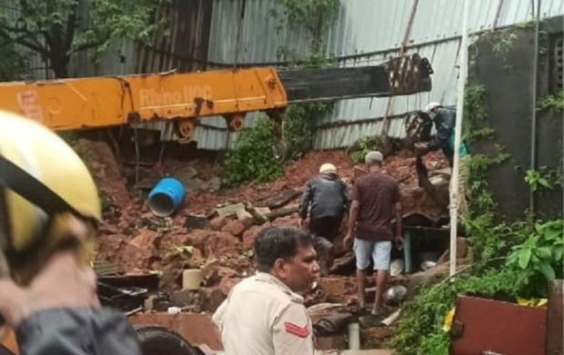 Panaji ಭಾರೀ ಮಳೆ; ಗೋಡೆ ಕುಸಿದು ಮೂವರು ಕಾರ್ಮಿಕರ ಸಾವು