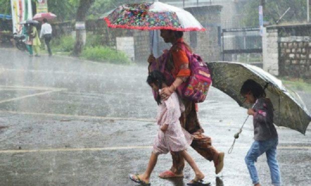 Heavy Rain: ಸಾಗರದಲ್ಲಿ ಭಾರಿ ಮಳೆ: ಮಂಗಳವಾರ (ಜುಲೈ15) ಶಾಲೆಗಳಿಗೆ ರಜೆ… ಹಲವೆಡೆ ಹಾನಿ