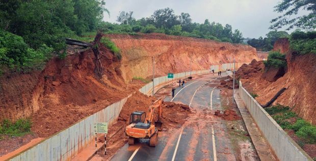 Thirthahalli: ಕುರುವಳ್ಳಿ – ಬಾಳೇಬೈಲು ರಾಷ್ಟ್ರೀಯ ಹೆದ್ದಾರಿಯಲ್ಲಿ ಮತ್ತೆ ತಡೆಗೋಡೆ ಕುಸಿತ