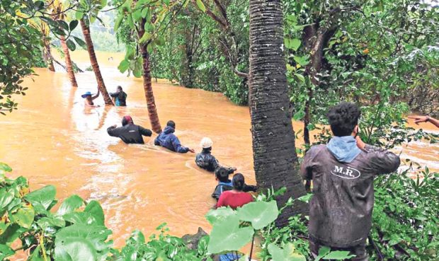 heavy rain ಇನ್ನಾ: ಹಲವು ಕುಟುಂಬ ಸ್ಥಳಾಂತರ