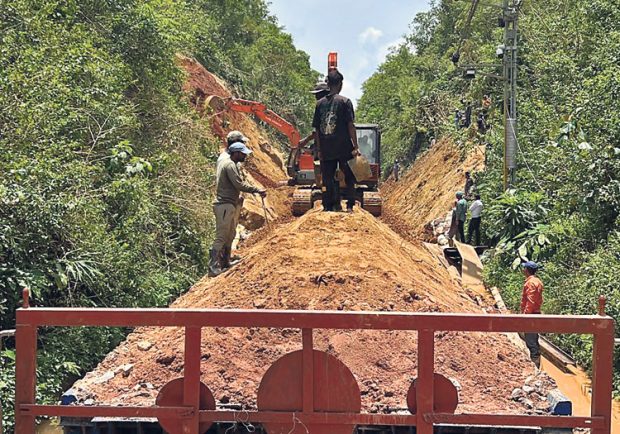 Mangalore- Bangalore Trains; ನಿರಂತರ ಮಣ್ಣು ಕುಸಿತದಿಂದ ಕಾರ್ಯಾಚರಣೆಗೆ ಹಿನ್ನಡೆ