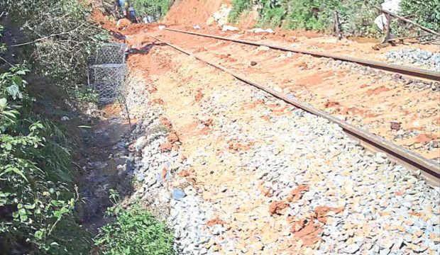 Train ಮಂಗಳೂರು – ಬೆಂಗಳೂರು ರೈಲು ಹಳಿ: ಗೇಬಿಯನ್‌ ಗೋಡೆ ಕಾಮಗಾರಿ ಪ್ರಗತಿಯಲ್ಲಿ