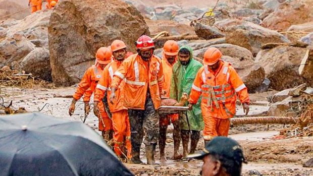 Wayanad Landslides: ಮೃತರ ಸಂಖ್ಯೆ 256ಕ್ಕೆ ಏರಿಕೆ… 100ಕ್ಕೂ ಹೆಚ್ಚು ಮಂದಿ ನಾಪತ್ತೆ