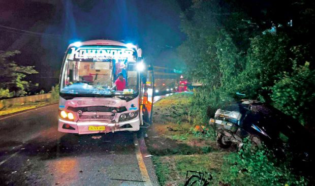 arRoad Mishap ಗೂನಡ್ಕ: ಬಸ್‌ – ಕಾರು ಢಿಕ್ಕಿ; ಮೂವರಿಗೆ ಗಾಯ