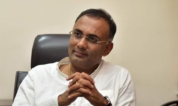 Dinesh Gundu Rao “ಕನ್ನಡದಲ್ಲಿ ಔಷಧ ಚೀಟಿ ಬಗ್ಗೆ ಸಿಎಂ ಗಮನಕ್ಕೆ ತರುವೆ’