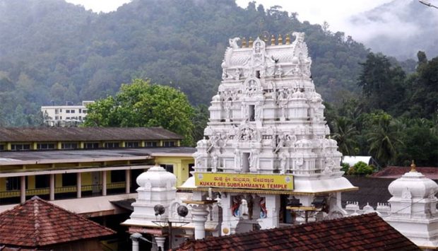 Sri Kukke Subrahmanya Temple: ಇಂದು ಲಕ್ಷದೀಪೋತ್ಸವ, ಬೀದಿ ಉರುಳು ಸೇವೆ ಆರಂಭ