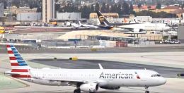 American Airlines ಅಮೆರಿಕ: ವಿಮಾನಯಾನ ವ್ಯತ್ಯಯ,”ಕ್ರಿಸ್ಮಸ್‌’ಗೆ ಅಡ್ಡಿAmerican Airlines ಅಮೆರಿಕ: ವಿಮಾನಯಾನ ವ್ಯತ್ಯಯ,”ಕ್ರಿಸ್ಮಸ್‌’ಗೆ ಅಡ್ಡಿ