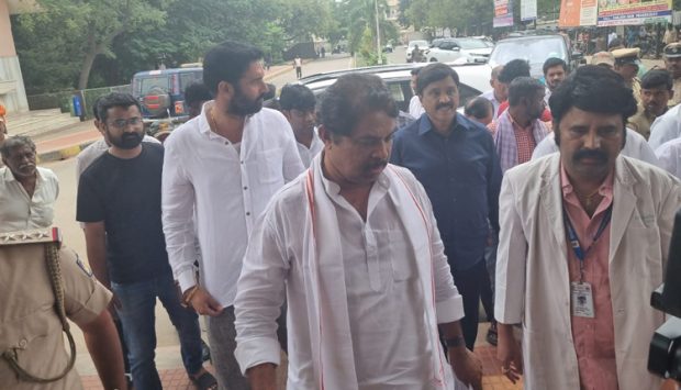 R. Ashok visited the Bellary district hospital