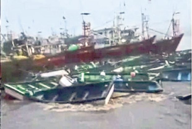 Fainjal cyclone ದ.ಕ. ಜಿಲ್ಲೆ: ಅಬ್ಬರದ ಮಳೆ; ಹಲವೆಡೆ ಹಾನಿ