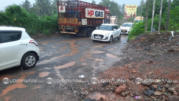 Suratkal-MRPL railway flyover concreting; alternative route advised