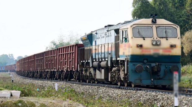 Delayed Train: 42 ಗಂಟೆಯಲ್ಲಿ ತಲುಪಬೇಕಿದ್ದ ರೈಲು ತಲುಪಿದ್ದು ಮಾತ್ರ 44 ತಿಂಗಳ ಬಳಿಕ