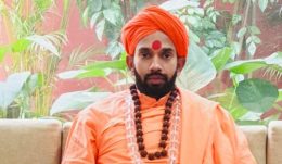 Pranavananda Swamiji demands grants for backward class corporations in the budget